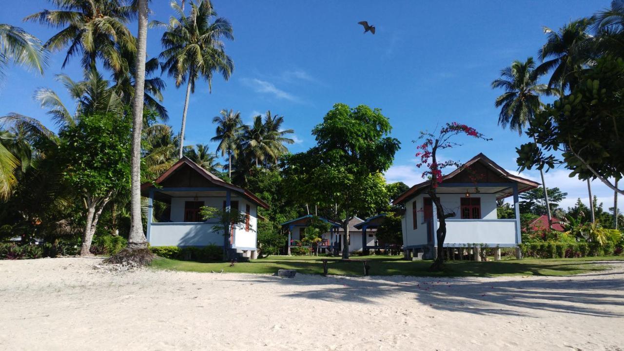 New Raya - Nias Beach Bungalows Lagudri Exterior foto